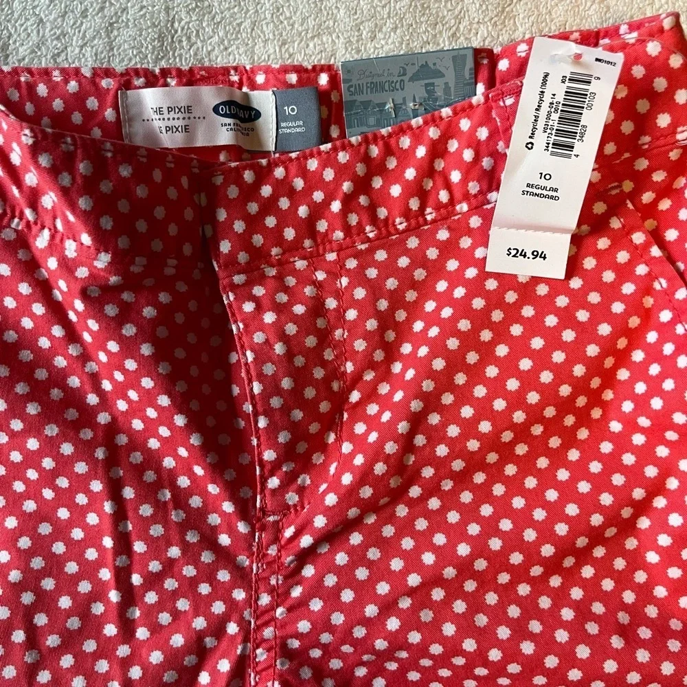 NWT Old Navy “the Pixie” pants, orange red w/white polka dots. Sz 10